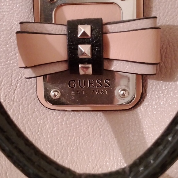 Guess bag - Picture 2 of 2